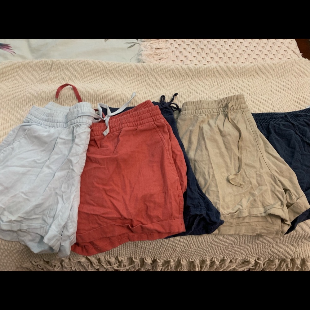 Linen shorts